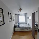 Przestronny Apartament, Ogrodek, Bezplatne Miejsca Postojowe W Garazu, Awg